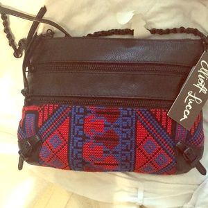 Elliott Lucca crossbody!